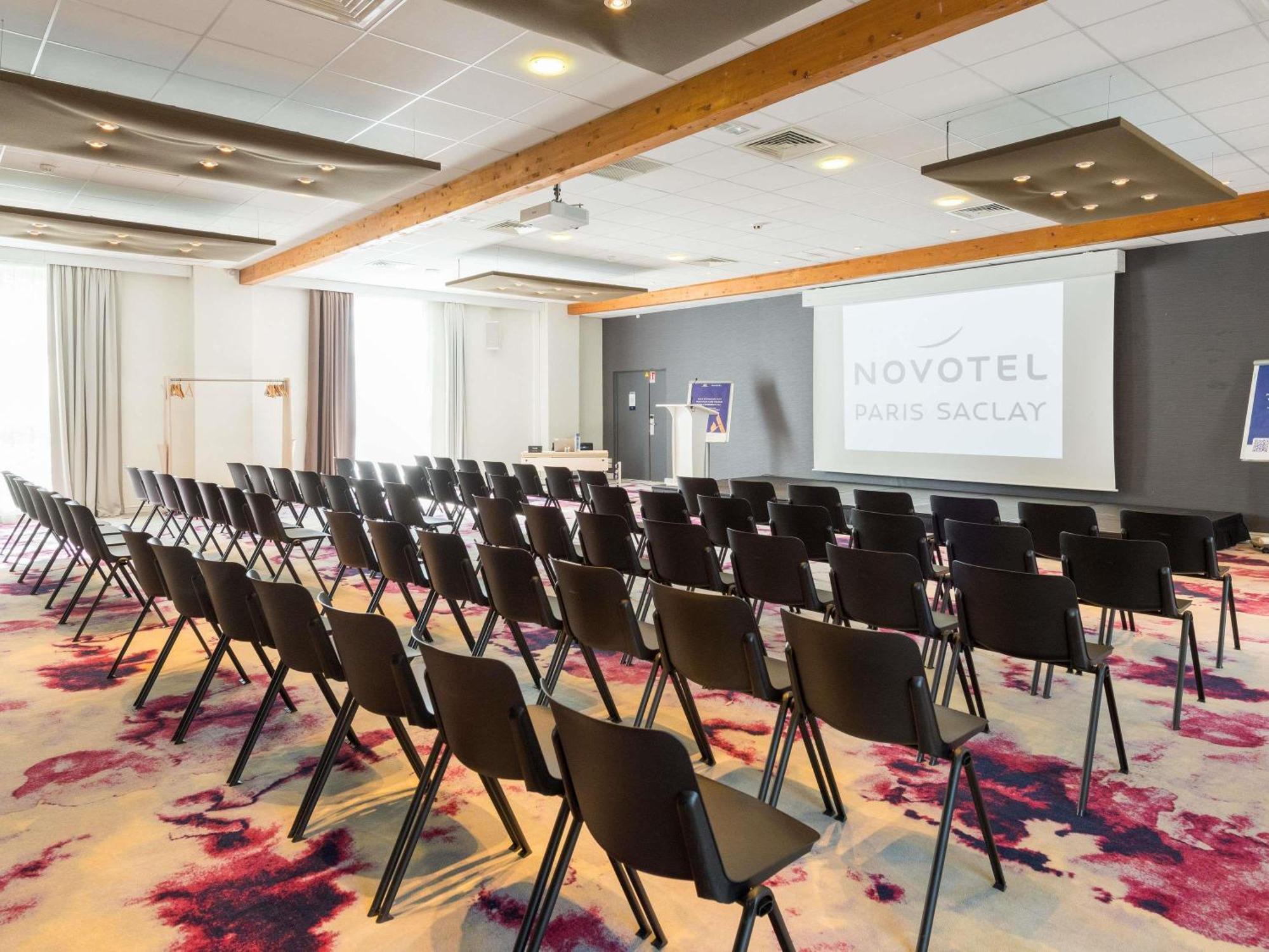 Novotel Saclay Exteriér fotografie